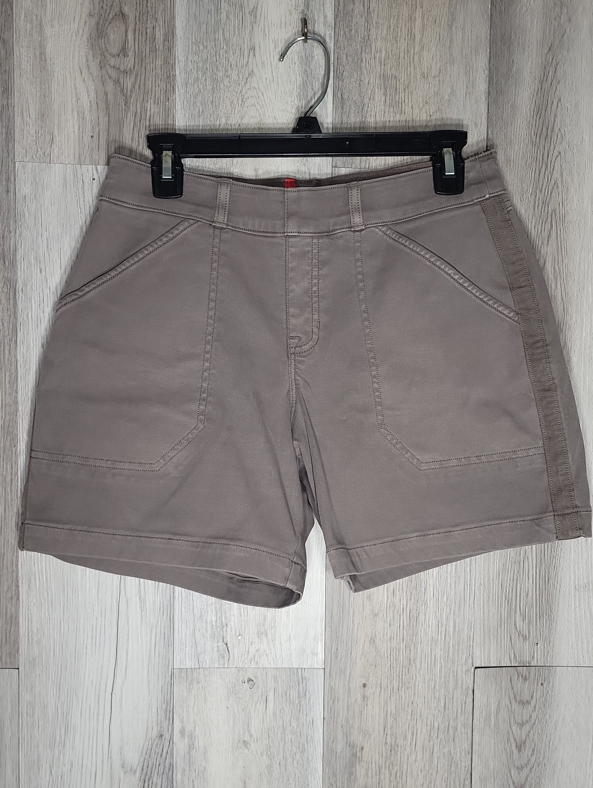 Spanx Pull On Utility Shorts Womens M High Rise Stretch Taupe Casual Pockets